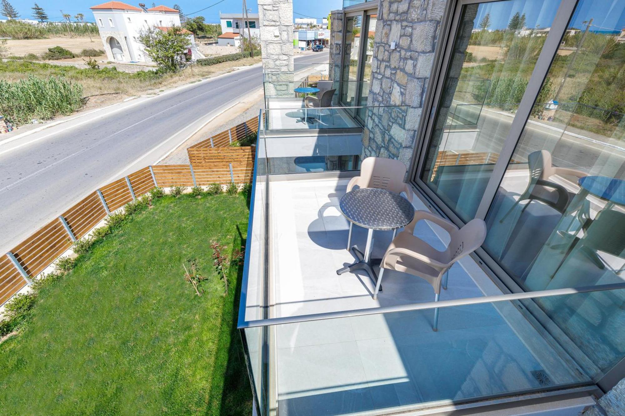 Achatis Apartments With Sea View 科林瓦里奥 外观 照片